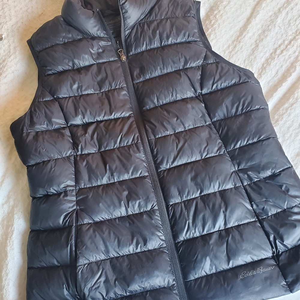 Eddie Bauer Nano Puffer Vest